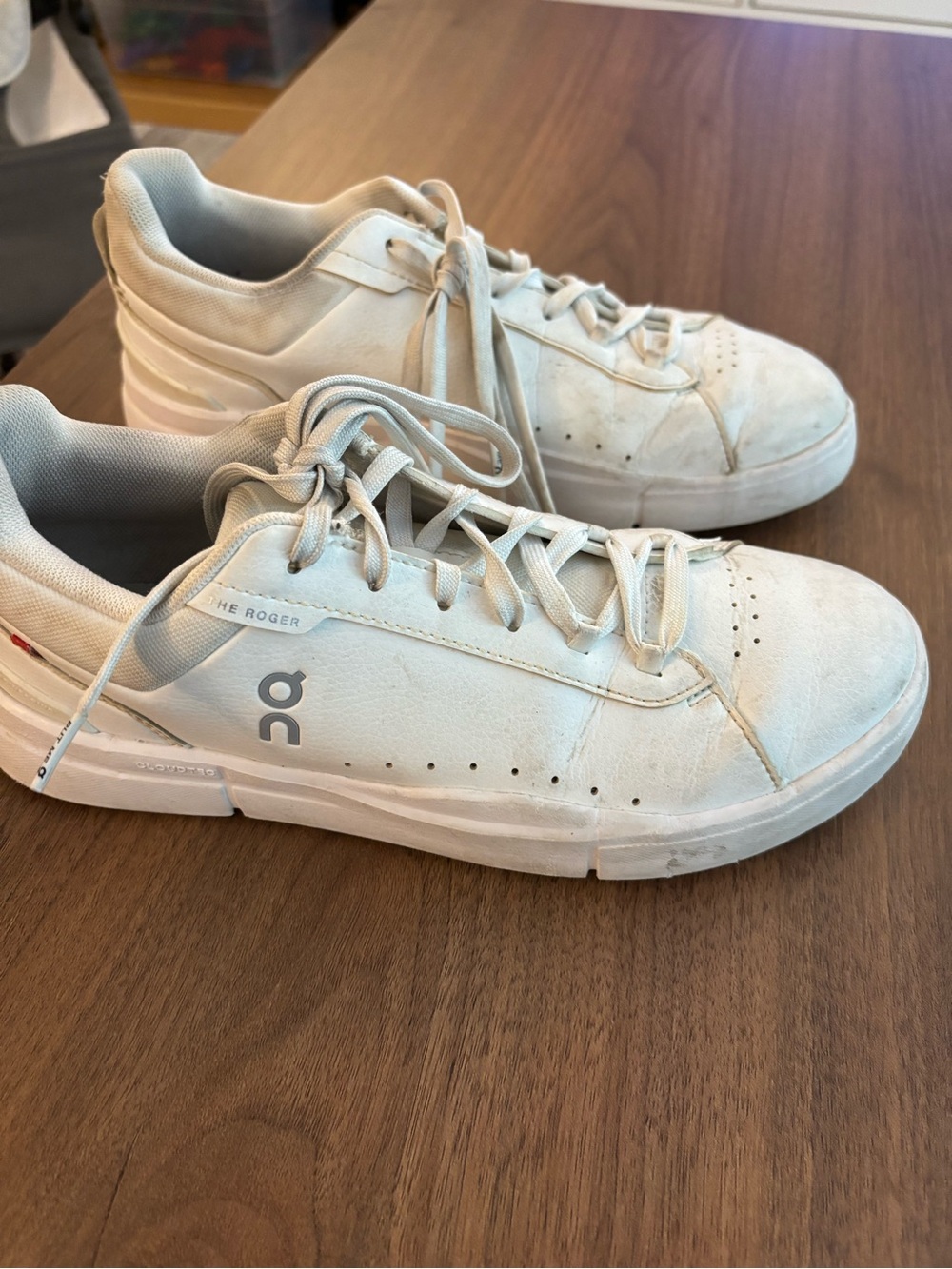 On Running The Roger Men's Sneakers in Off-White